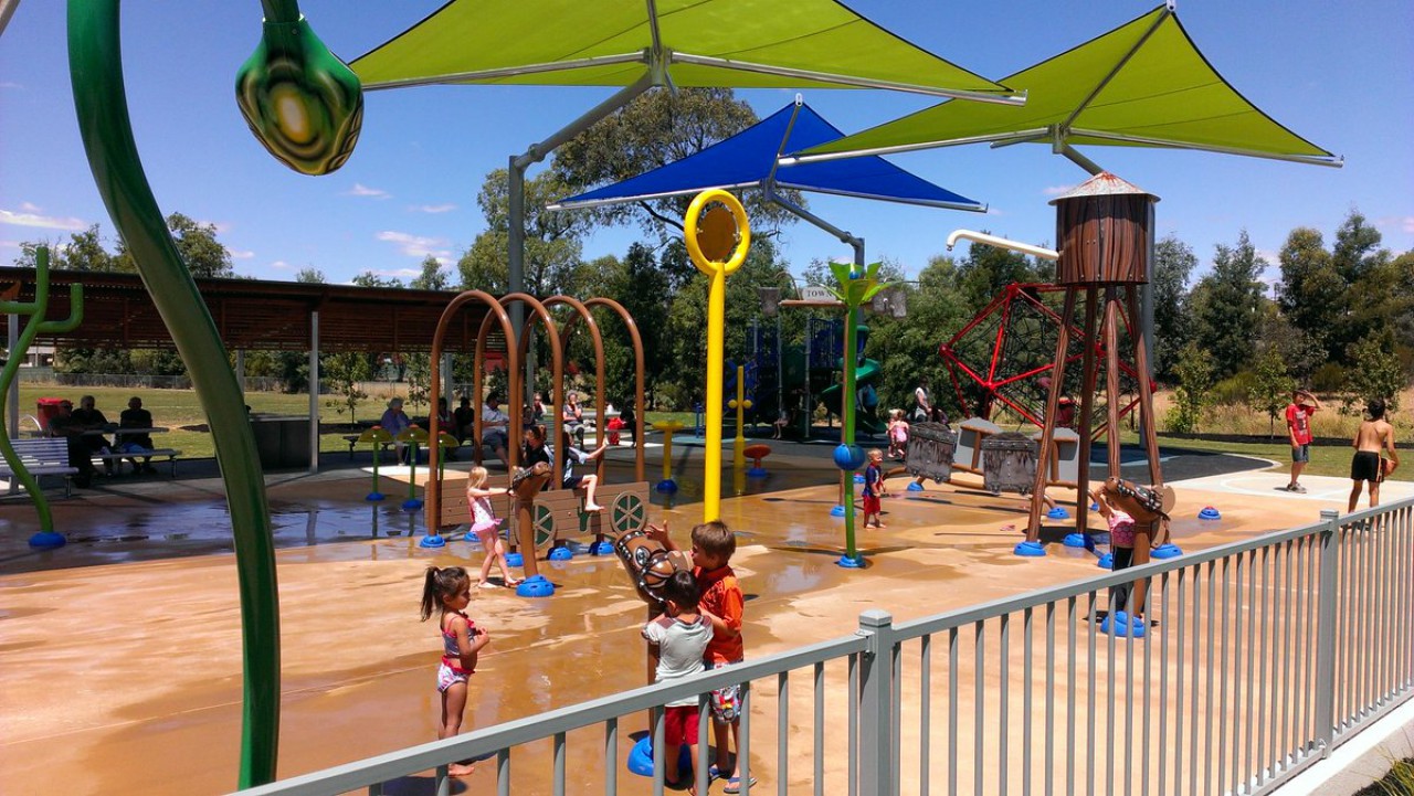 Water SPLASH park Long Gully | Attraction | JumpOn